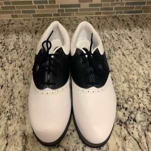 Men’s Nike Classic Oxford Golf Shoes